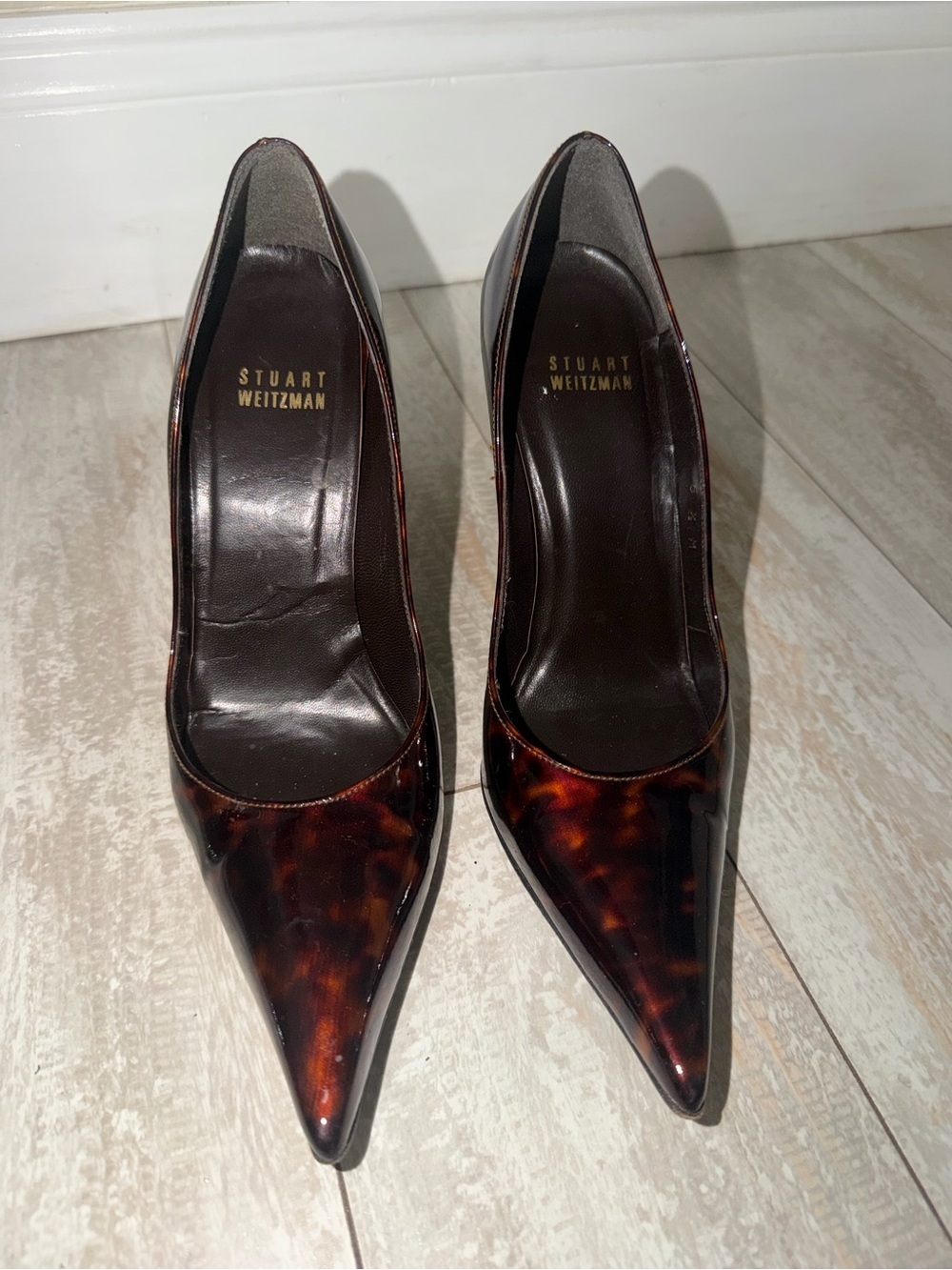 Stuart Weitzman Tortoiseshell Patent Pointed-Toe Pumps - Brown/Black